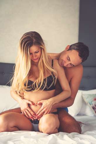 O primeiro trimestre de gestação é a fase de maior de maior desenvolvimento tanto do feto quando da mulher grávida. 