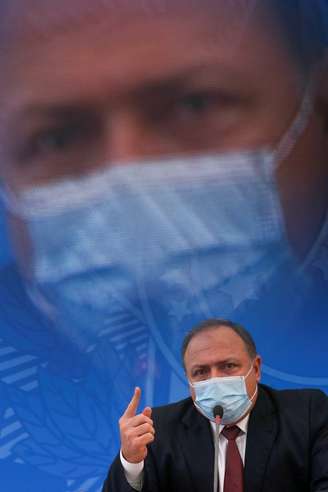 Ministro da Saúde, Eduardo Pazuello, durante pronunciamento à imprensa em Brasília
07/01/2021 REUTERS/Adriano Machado