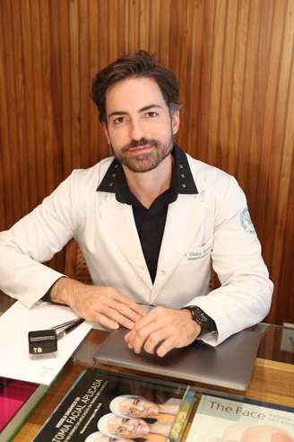 Thales Bretas, speaker da Riô SkinLab, fala sobre os cuidados para manter o bronzeado no outono