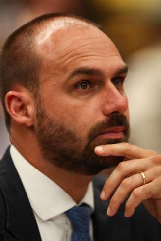 Eduardo Bolsonaro está nos EUA desde março; aliados dele ainda planejam estratégia para tentar salvar mandato