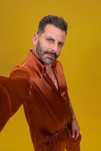 Henri Castelli se pronuncia após deixar o elenco do 'BBB 26'.