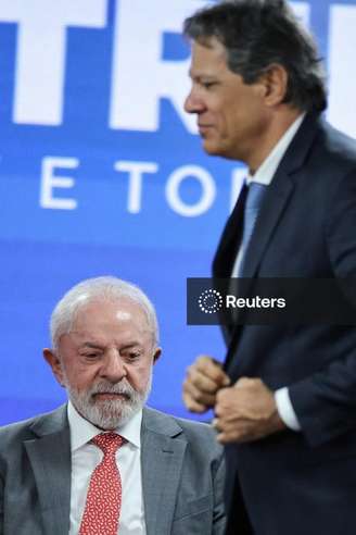 Presidente Luiz Inacio Lula da Silva e ministro da Fazenda, Fernando Haddad 
13/01/2026. REUTERS/Adriano Machado