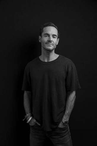 Julian Pistone trabalhou no Google e hoje ensina executivos e CEOs a liderarem na era da IA