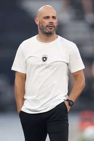 Franclim Carvalho durante a vitória do Botafogo sobre o Corinthians