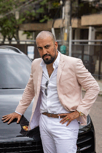 Ricardo Teodoro é Walter em Jogada de Risco —