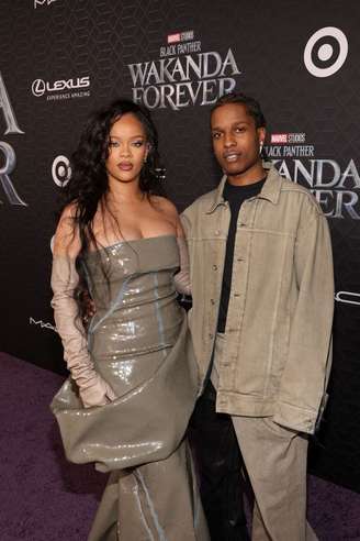 Rihanna e ASAP Rocky na première mundial de “Pantera Negra: Wakanda Para Sempre” – Foto: Jesse Grant / Getty Images