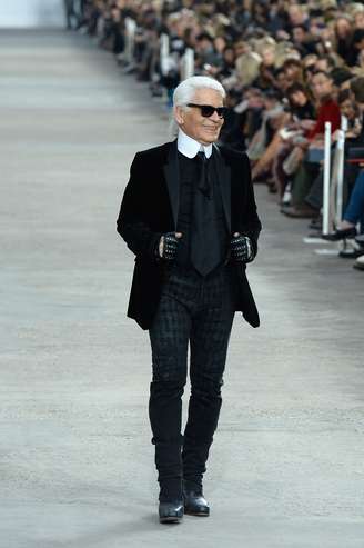 Karl Lagerfeld é estilista da maison Chanel
