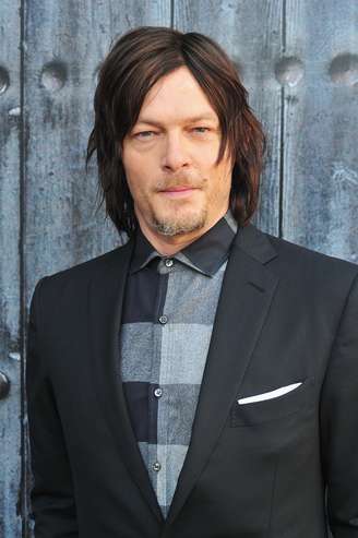 <p>Lauren Cohan disse que Norman Reedus lambe o rosto dos colegas mesmo quando eles estão sujos</p>