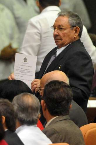 <p>O presidente cubano, Raúl Castro, foi reeleito hoje para seu último mandato</p>