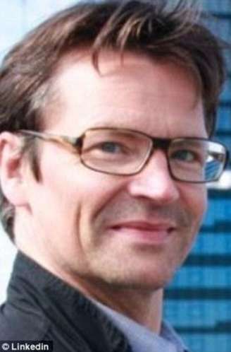 O cineasta dinamarquês Finn Norgaard, assassinado em um café de Copenhague