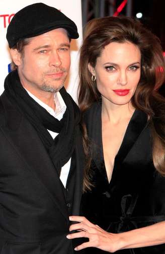 <p>Brad Pitt e Angelina Jolie firmam parceira para criar uma linha de vinhos </p>