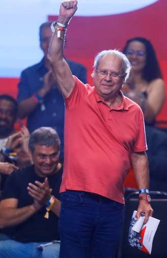 José Dirceu em evento comemorativo dos 45 do PT, na região portuária do Rio de Janeiro em 2025