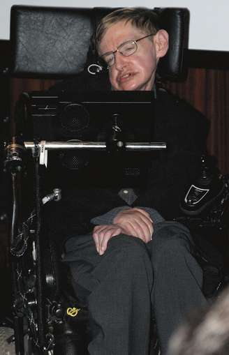 Hawking afirma que “consideraria o suicídio assistido” caso não houvesse mais contribuições a dar à ciência