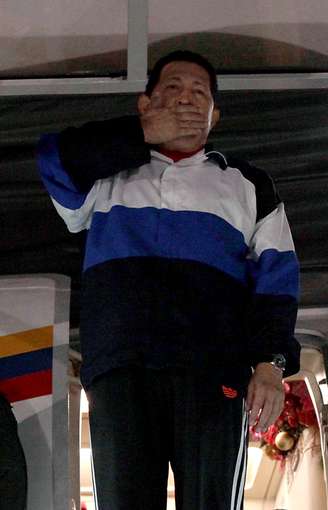 Chávez, na partida de Caracas em direção a Havana, na noite de 10 de dezembro de 2012