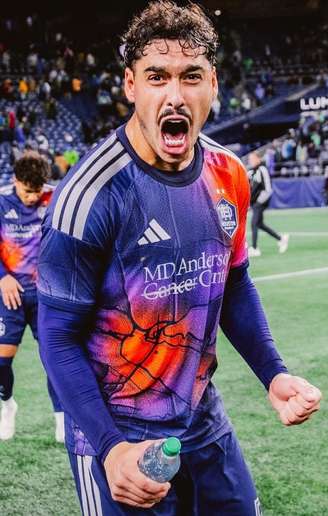 Lucas Halter comemorando a vitória do Houston Dynamo 