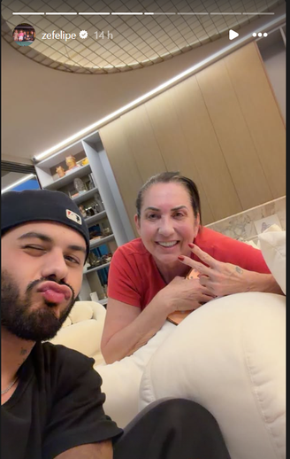 Foto de Margareth Serrão e Zé Felipe.