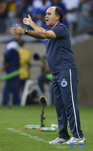 <p>Marcelo Oliveira deixou no ar a possibilidade de retornar com "medalhões" entre os titulares do Cruzeiro</p>