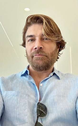 Clécio Souto faz desabafo nas redes sociais, assusta amigos e é levado ao hospital