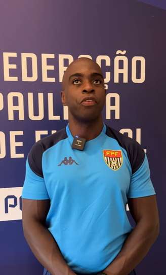 Juliano Rodrigues foi acusado de machismo durante partida do Paulistão Feminino.