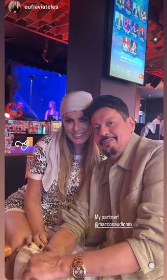 Marcos Araújo aparece com nova namorada após término com Lívia Andrade