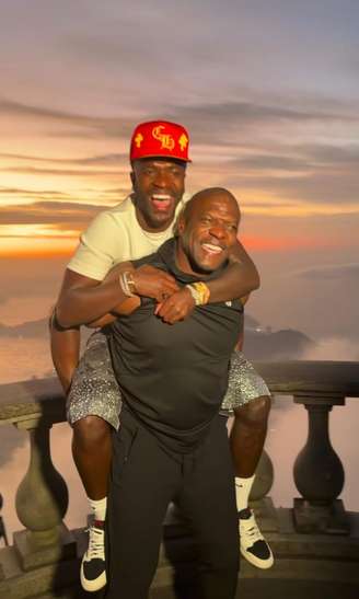Terry Crews mostra como foi seu primeiro encontro com o jogador Vini Jr., no Rio de Janeiro