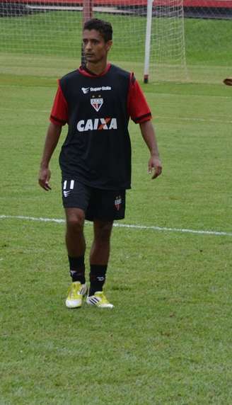 Juninho foi campeão goiano em 2010 e 2011