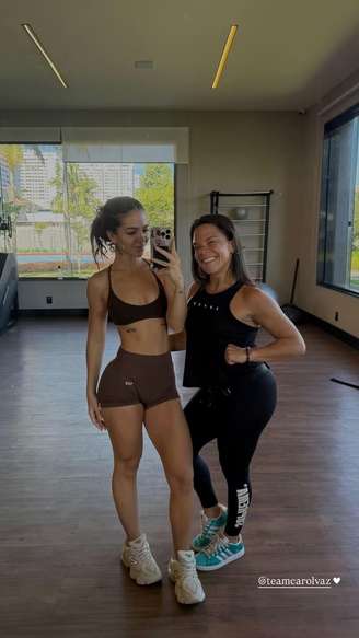 Mel Maia e Carol Vaz.