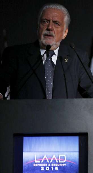 <p>Ministro da Defesa, Jaques Wagner, no Rio de Janeiro</p>